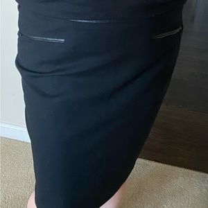 Leather trimmed skirt